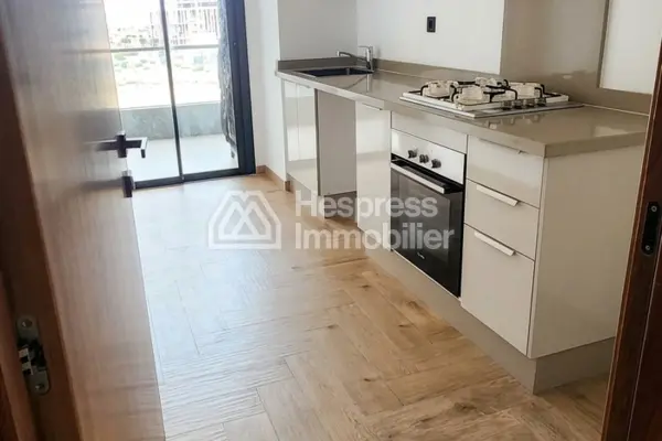 Beautiful 3-bedroom apartment for rent in CFC