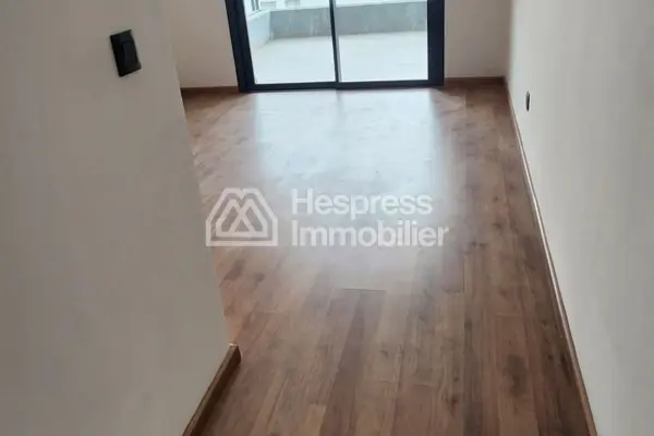Beautiful 3-bedroom apartment for rent in CFC
