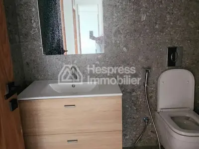 Beautiful 3-bedroom apartment for rent in CFC