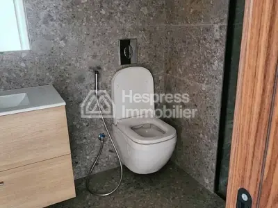 Beautiful 3-bedroom apartment for rent in CFC