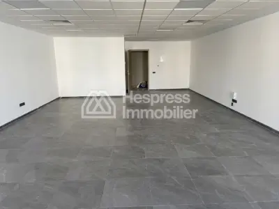 Magasin à louer de 125 m² à lissasfa pour location
