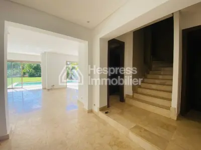 Luxurious villa for rent in Ville Verte Bouskoura