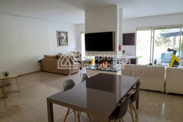 Villa de luxe vide à prestigia pour la location