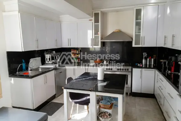 Villa de luxe vide à prestigia pour la location