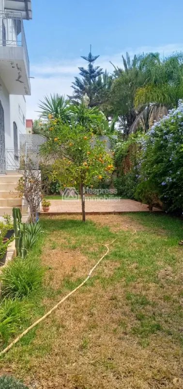 Villa for sale in Lot Marjana Sidi Maarouf