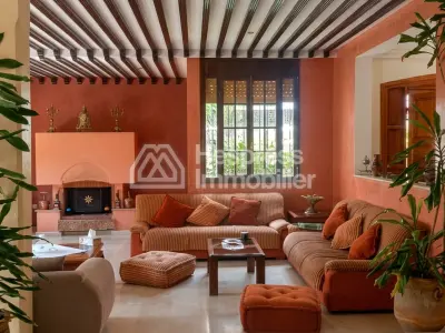 Villa for sale in Lot Marjana Sidi Maarouf