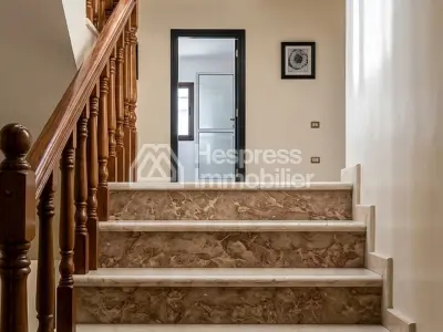 Villa for sale in Lot Marjana Sidi Maarouf