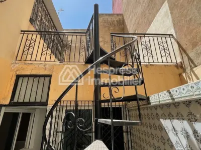 À beauséjour sublime Apprt à vendre