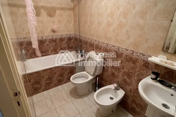 À beauséjour sublime Apprt à vendre