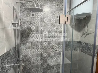 Apprt meublé près de rond point mostakbale