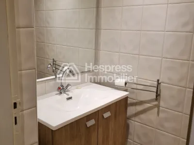 Furnished apartment located in Hay Ryad