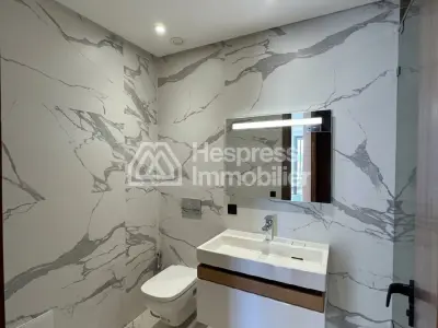 Empty apartment for rent in Aeria Mall
