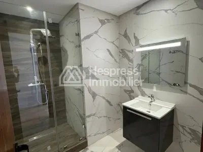 Empty apartment for rent in Aeria Mall