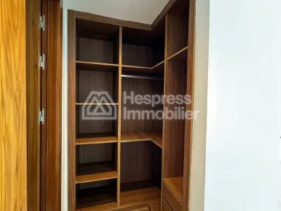 Empty apartment for rent in Aeria Mall