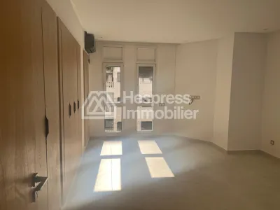 Bel appartement en location bien situé dans le haut Agdal