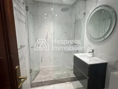 Studio à vendre au centre ville de 60 m²
