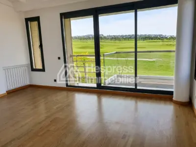 Beautiful villa with golf course views available for unfurnished rental