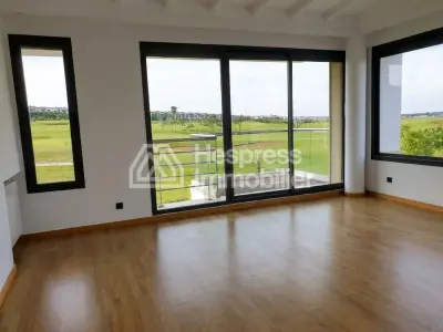 Beautiful villa with golf course views available for unfurnished rental