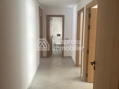 Bel appartement en location bien situé dans le haut Agdal