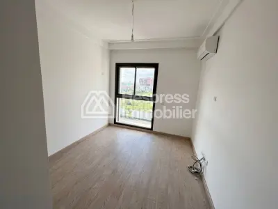Nice empty studio apartment for rent in CFC