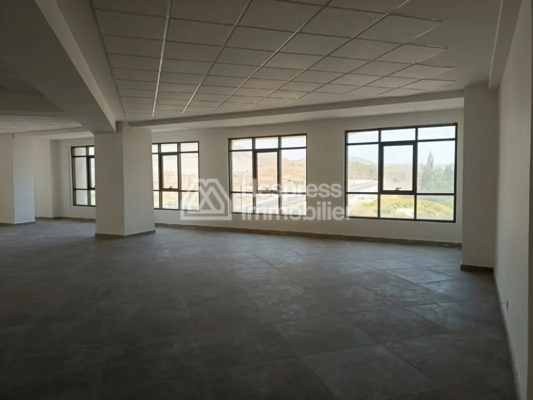 Joli bureaux à louer à sidi maarouf