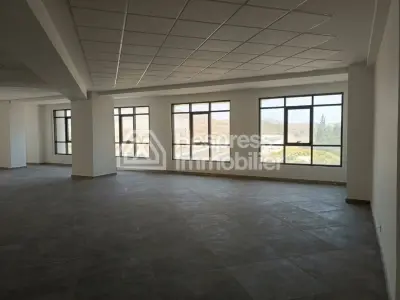 Joli bureaux à louer à sidi maarouf