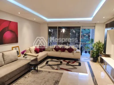 Beautifully furnished apartment in a great location at Mabella