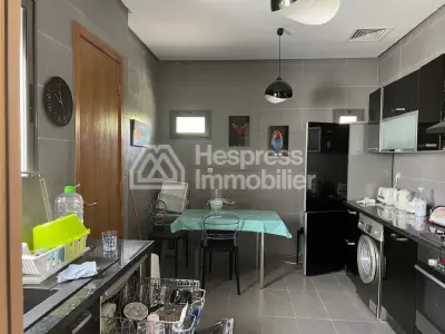 Beautiful villa in Bouskoura for sale with swimming pool, 720 m²