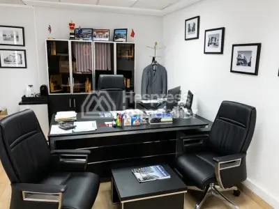Bureau professionnel à louer – bd mohamed Smiha