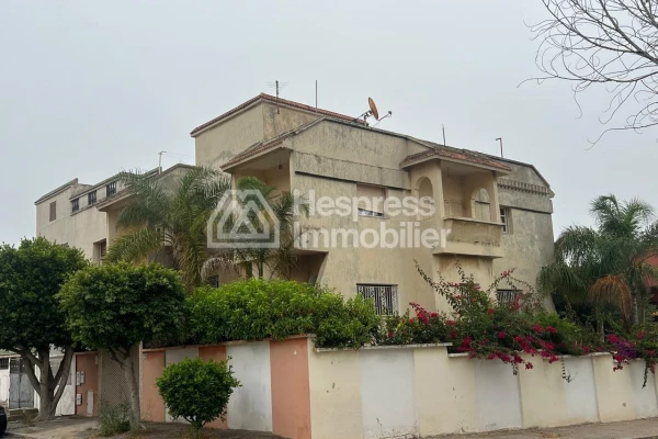 Villa à Vendre – Bir Rami , Kénitra