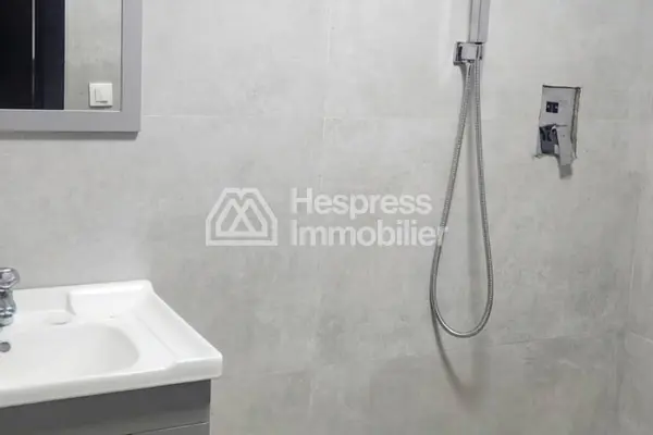 Furnished studio apartment for rent – Mers Sultan