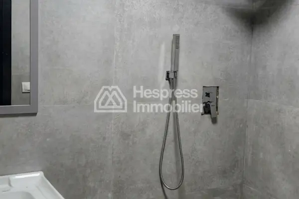 Furnished studio apartment for rent – Mers Sultan