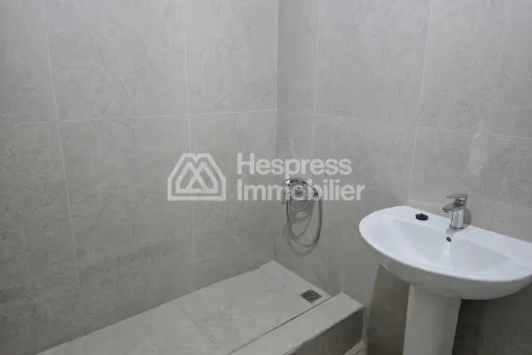 Office apartment for rent – ​​Bir Anzarane