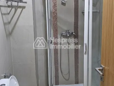 شقة جميلة للإيجار بمساحة 90 مترًا مربعًا في سيدي معروف