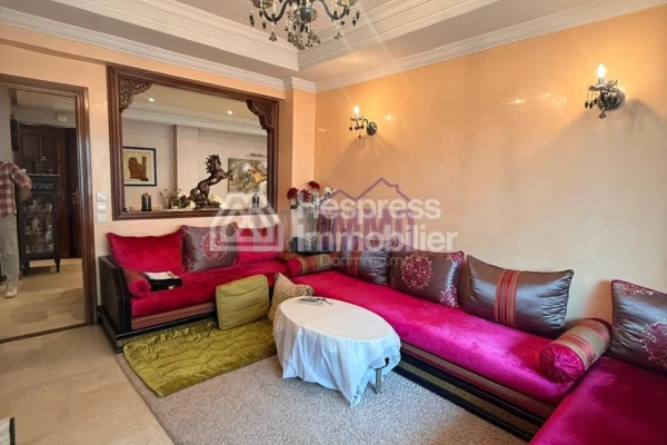 Very nice apartment in a great location at Hay Riad