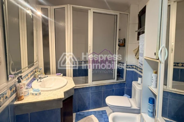 Very nice apartment in a great location at Hay Riad