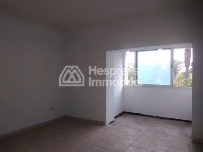 Well-located office in the upper part of Agdal