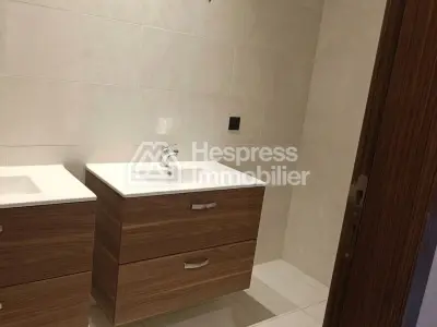 شقة غير مفروشة للإيجار في مدينة كازا المالية