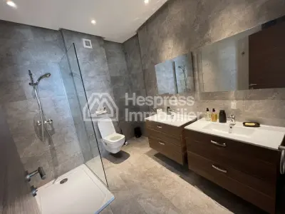 À LOUER – Appartement Meublé à CFC