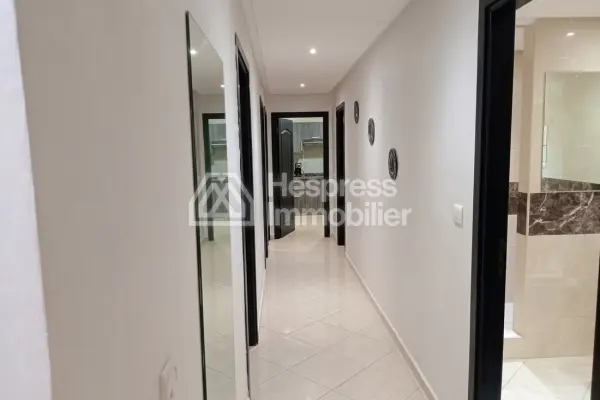 Appartement à louer longue duréé à Dar Bouazza