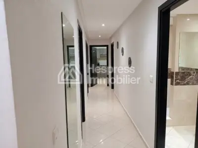 Appartement à louer longue duréé à Dar Bouazza