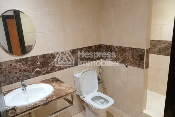 Apartment for long-term rent in Dar Bouazza