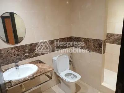 Appartement à louer longue duréé à Dar Bouazza
