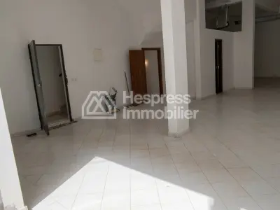 Store for rent – Dar Bouazza