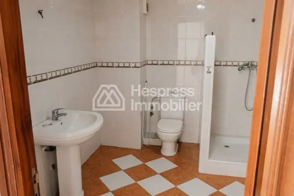 Store for rent – Dar Bouazza