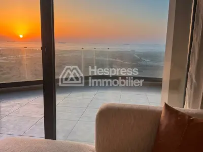 Apartment with terrace – Long-term rental
