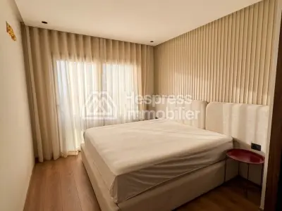 Apartment with terrace – Long-term rental