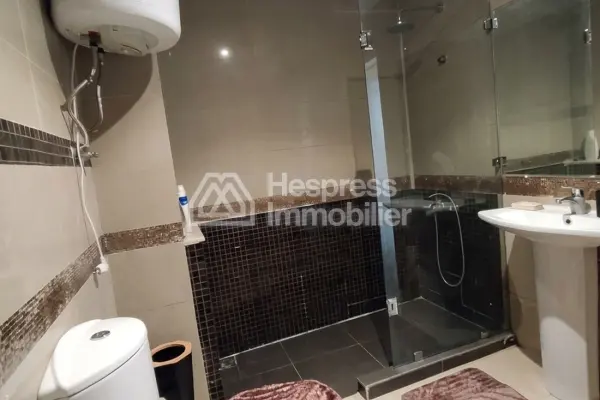 À louer – Studio moderne à Mers Sultan