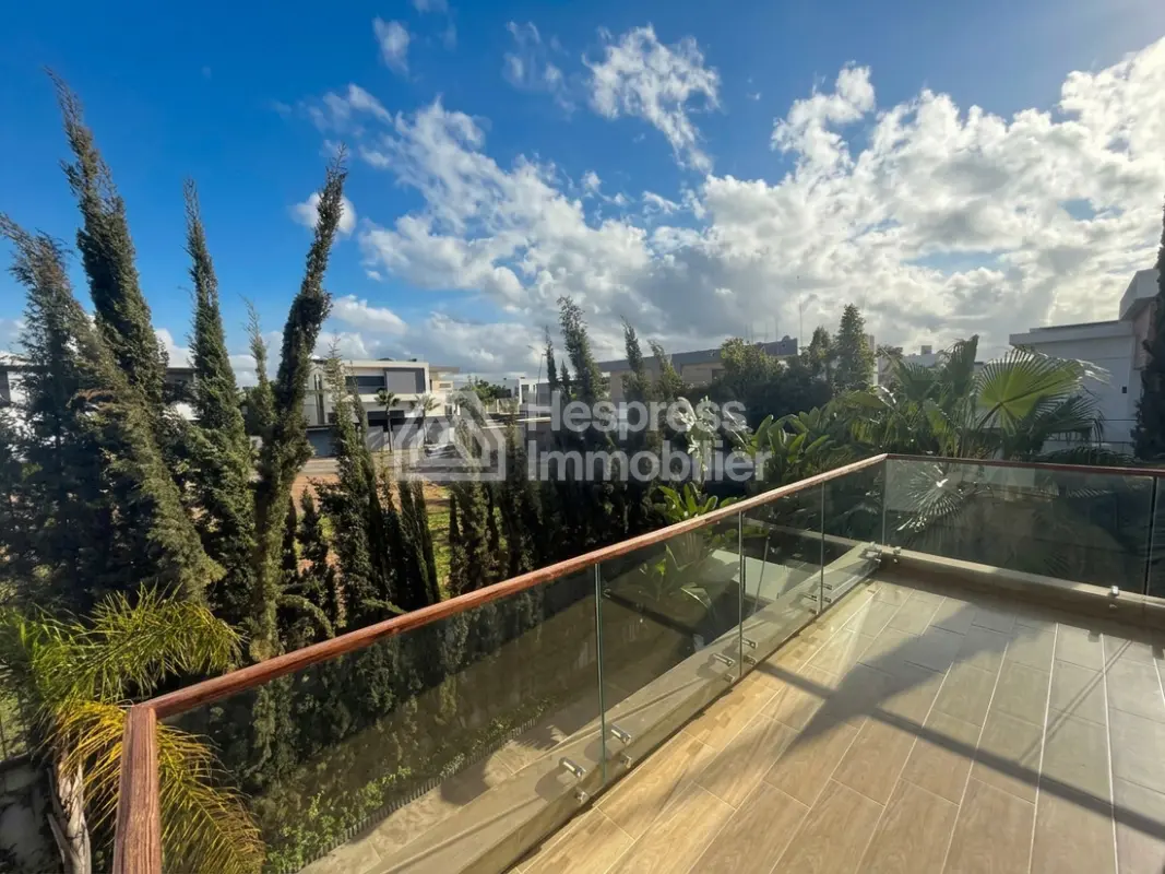 Villa d'exception à vendre à bouskoura