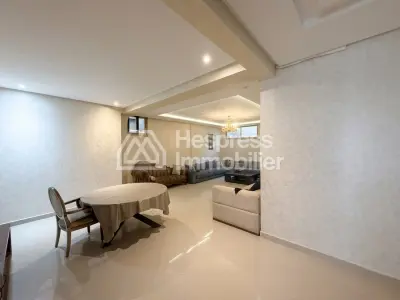Villa d'exception à vendre à bouskoura